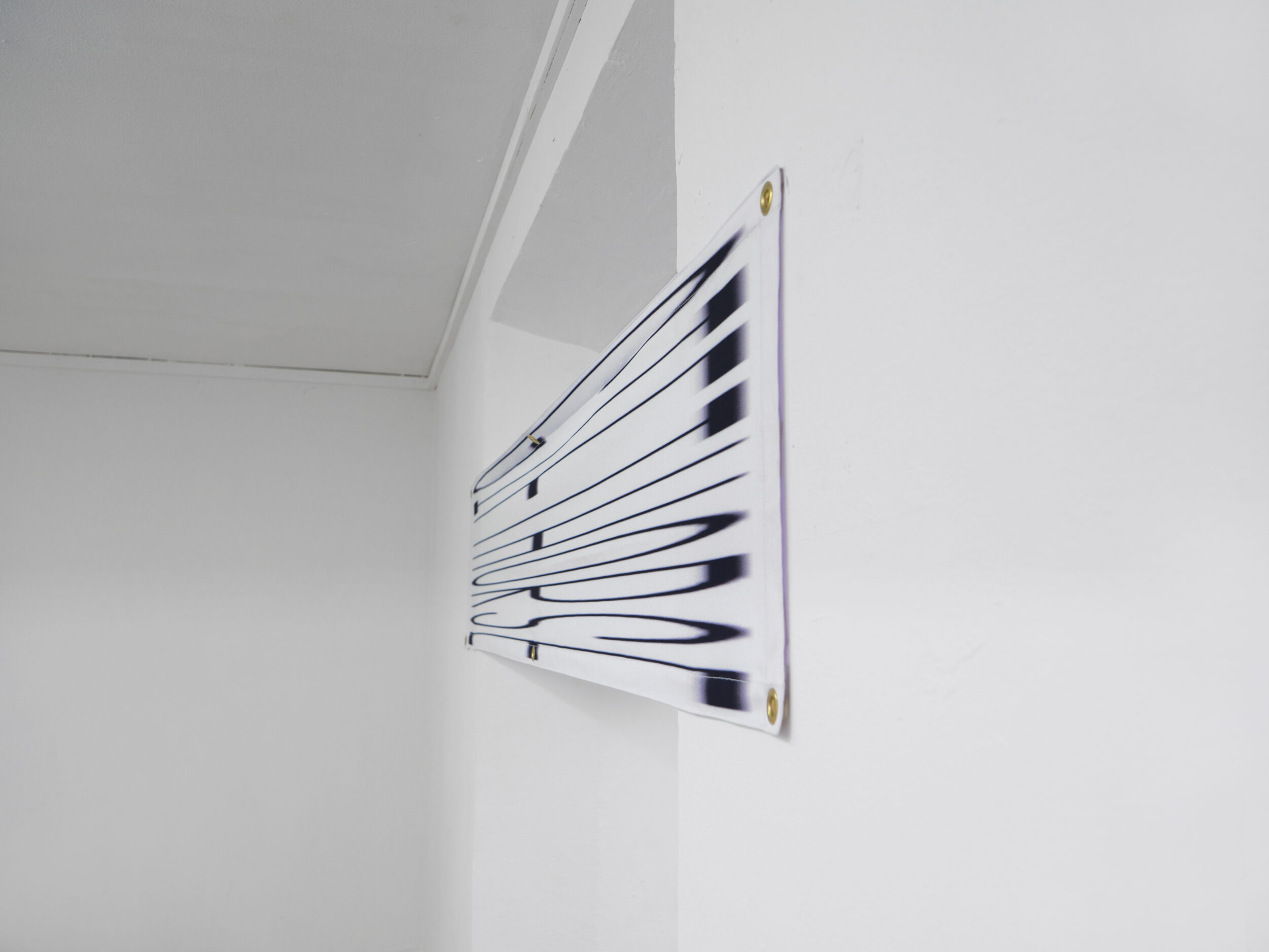 REAL CHARACTERS - Pauline Perplexe